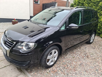 Volkswagen Touran 2009 doinwestowany prywatnie