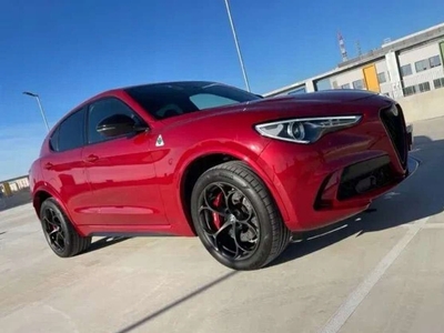 Alfa Romeo Stelvio SUV 2.9 V6 Bi-Turbo 510KM 2018