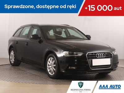 Audi A4 B8 Avant Facelifting 1.8 TFSI 170KM 2012