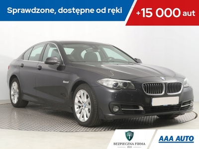 BMW Seria 5 F10-F11 Touring 525d 218KM 2013