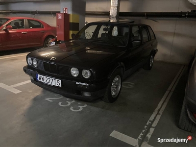 BMW Serii 3 e30 318i touring