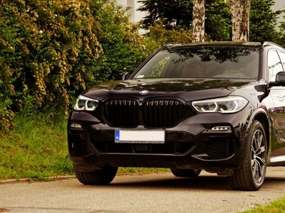 BMW X5 Ekskluzywne xDrive30d M Pakiet - Luksus, Moc i Technologia!