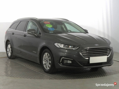 Ford Mondeo 2.0 Hybrid