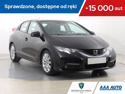 Honda Civic IX Hatchback 5d 1.8 i-VTEC 142KM 2012