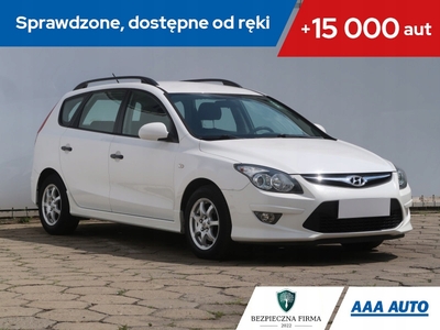 Hyundai i30 I CW Facelifting 1.6 CRDi 115KM 2011