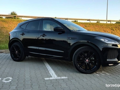 Jaguar E-Pace P300 AWD R-dynamic SE Black 300KM