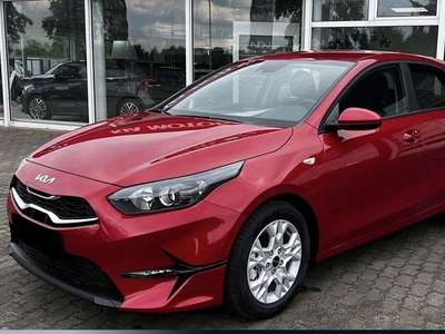 Kia Ceed III Hatchback Facelifting 1.5 T-GDI 160KM 2024