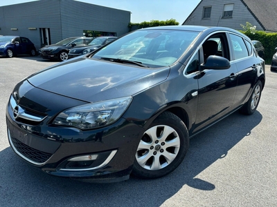 Opel Astra J GTC 1.7 CDTI ECOTEC 110KM 2014