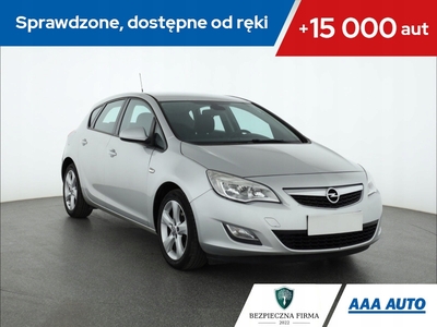 Opel Astra J Hatchback 5d 1.6 Twinport ECOTEC 115KM 2009