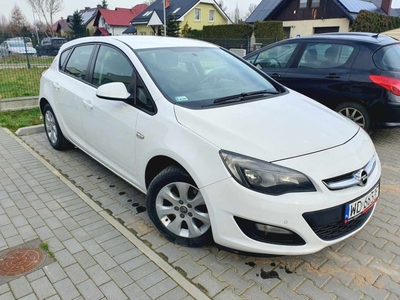 Opel Astra J polift