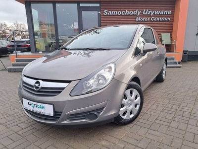 Opel Corsa D Hatchback 1.2 Twinport ECOTEC 85KM 2010