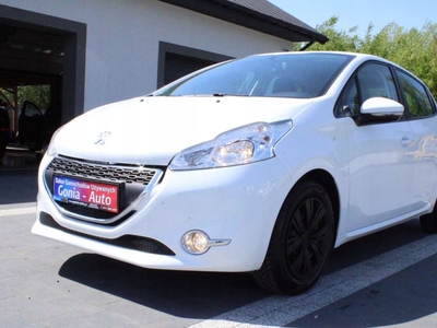 Peugeot 208 I Hatchback 3d 1.0 VTI 68KM 2013