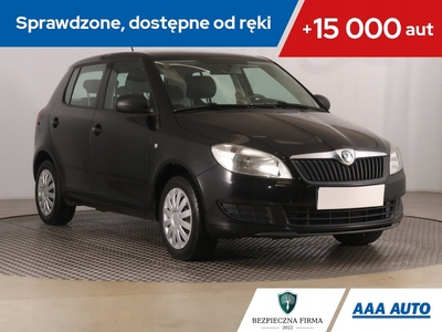 Skoda Fabia II Hatchback Facelifting 1.2 TSI 85KM 2012