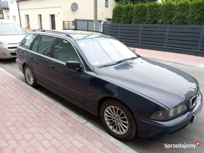 Sprzedam BMW e39 kombi z LPG sprawne do jazdy.