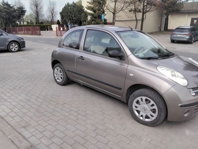 Sprzedam nissan micra 1,2 benzyna