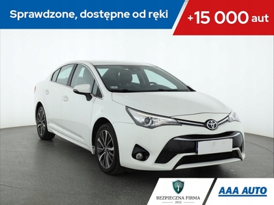 Toyota Avensis III Sedan Facelifting 2015 1.8 Valvematic 147KM 2015