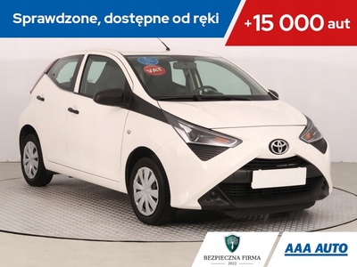 Toyota Aygo II Hatchback 3d Facelifting 1.0 VVT-i 72KM 2020