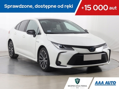 Toyota Corolla XII Sedan 1.8 Hybrid 122KM 2019