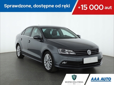 Volkswagen Jetta VI Sedan Facelifting 1.4 TSI 125KM 2016