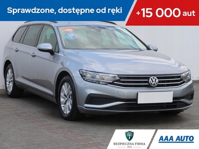 Volkswagen Passat B8 Variant 2.0 TDI BlueMotion SCR 150KM 2019