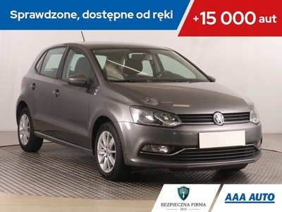 Volkswagen Polo V Hatchback 3d Facelifting 1.2 TSI BlueMotion Technology 110KM 2015