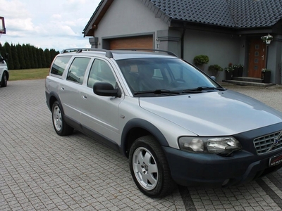 Volvo XC70 I 2.5 T AWD 210KM 2000