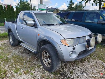 MITSUBISHI L 200 2,5 DID 4X4 KLIMA HAK