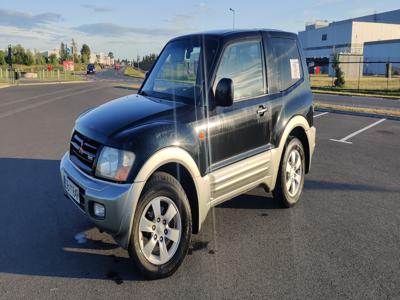 Mitsubishi Pajero III 3.2TD. Super-select/difflock