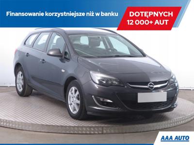 Opel Astra J Sports Tourer 1.7 CDTI ECOTEC 110KM 2012