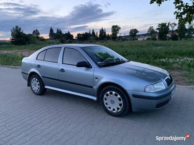 Skoda octavia 1.9tdi 90 koni zwykła pompa