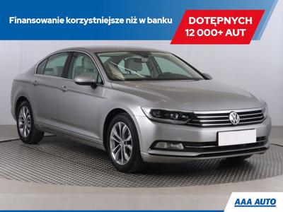 Volkswagen Passat B8 Limousine 1.8 TSI BlueMotion Technology 180KM 2015