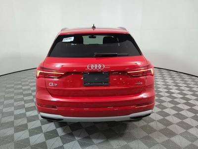 Audi Q3 2.0 quattro Premium automat