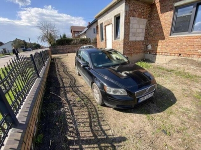 Volvo v50 2.0d 2004r