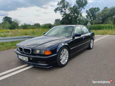 BMW Seria 7 E38 735i V8 LPG