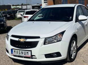 Chevrolet Cruze Sedan 1.8 16V DOHC 141KM 2012