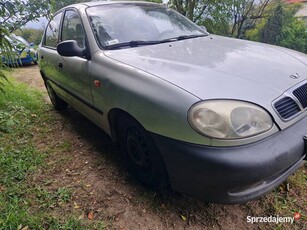 Daewoo lanos sprawny jeżdżący opłaty na rok