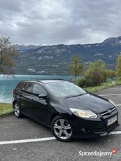 Ford Focus mk3 2.0 TDCI 140 czarne kombi