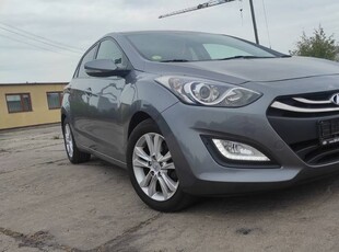 Hyundai i30 1.6 diesel navi kamera