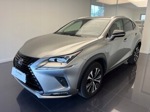 Lexus NX I SUV Facelifting 300h 197KM 2021