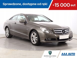 Mercedes Klasa E W212 Coupe 250 CDI BlueEFFICIENCY 204KM 2009