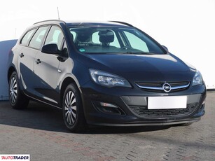 Opel Astra 1.6 108 KM 2014r. (Piaseczno)