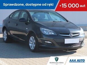 Opel Astra J Sedan 1.4 Turbo ECOTEC 140KM 2014