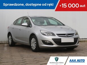 Opel Astra J Sedan 1.4 Turbo ECOTEC 140KM 2018