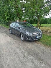 Opel Astra J Sports Tourer Facelifting 1.4 Turbo ECOTEC 140KM 2015