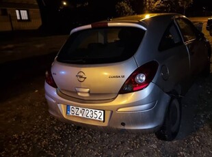 Opel corsa d 2008 benzyna 1.2