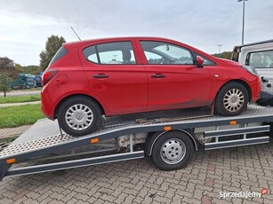 Opel corsa e 2015 1.4 benzyna 72tys km uszkodzona