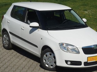 Skoda Fabia II Hatchback 1.2 i HTP 12V 70KM 2009