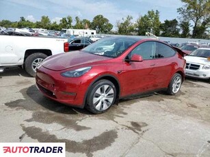 Tesla Model Y benzyna 2024r. (BRIDGETON)