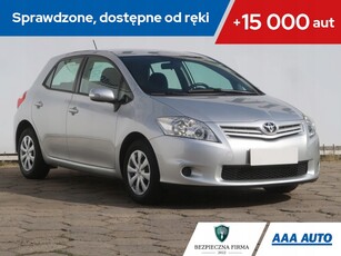 Toyota Auris II Hatchback 5d Dual VVT-i 100 99KM 2013