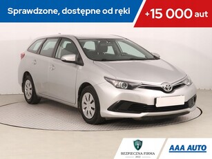 Toyota Auris II Touring Sports Facelifting 1.4 D-4D 90KM 2018